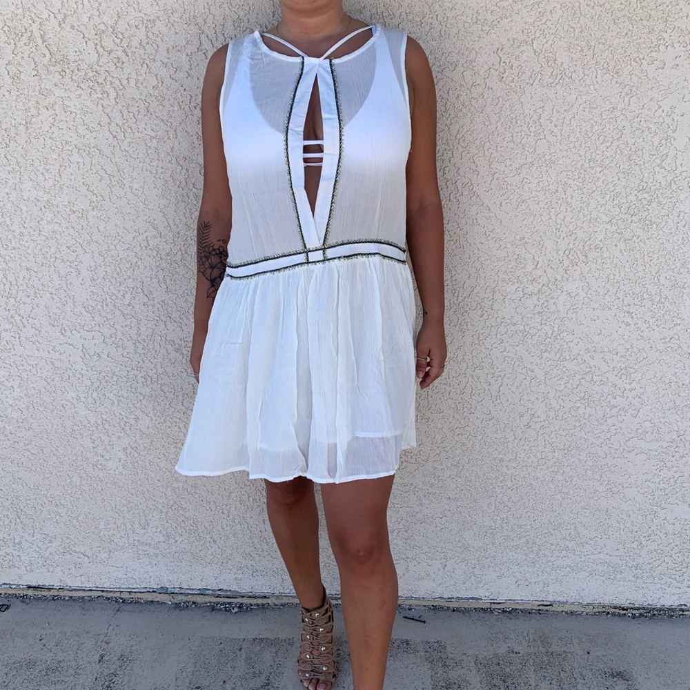 NWT Relished Embroidered Cover Up